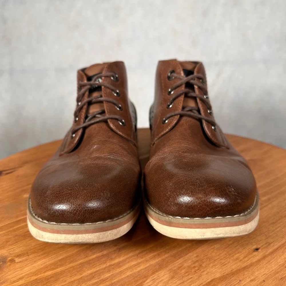 Madden Chukka Boots Mens Size 9 Brown Good Lace Up Brogue Detail Ortholite